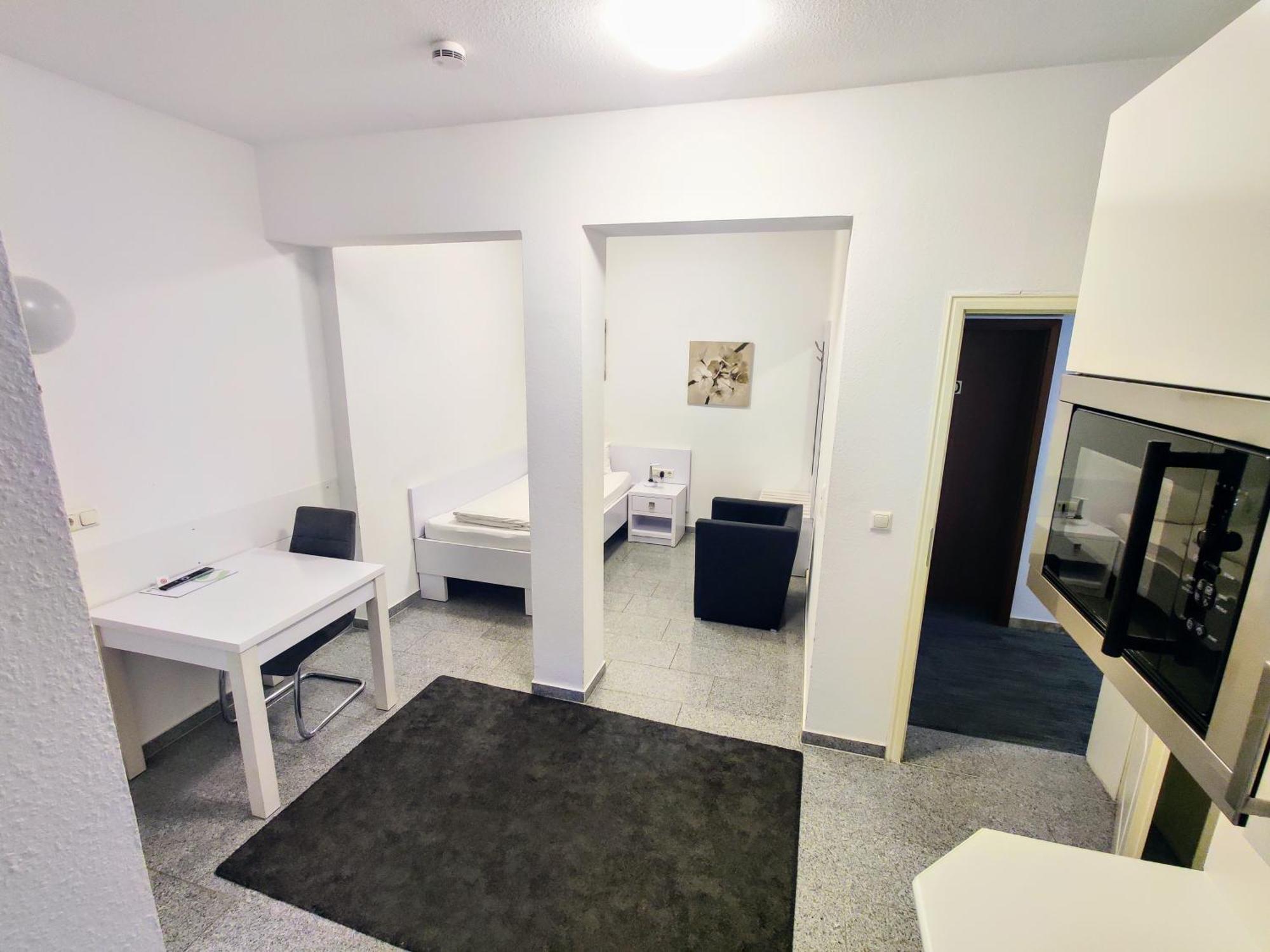 Boardinghouse - Stadtvilla Budget Швайнфурт Екстериор снимка