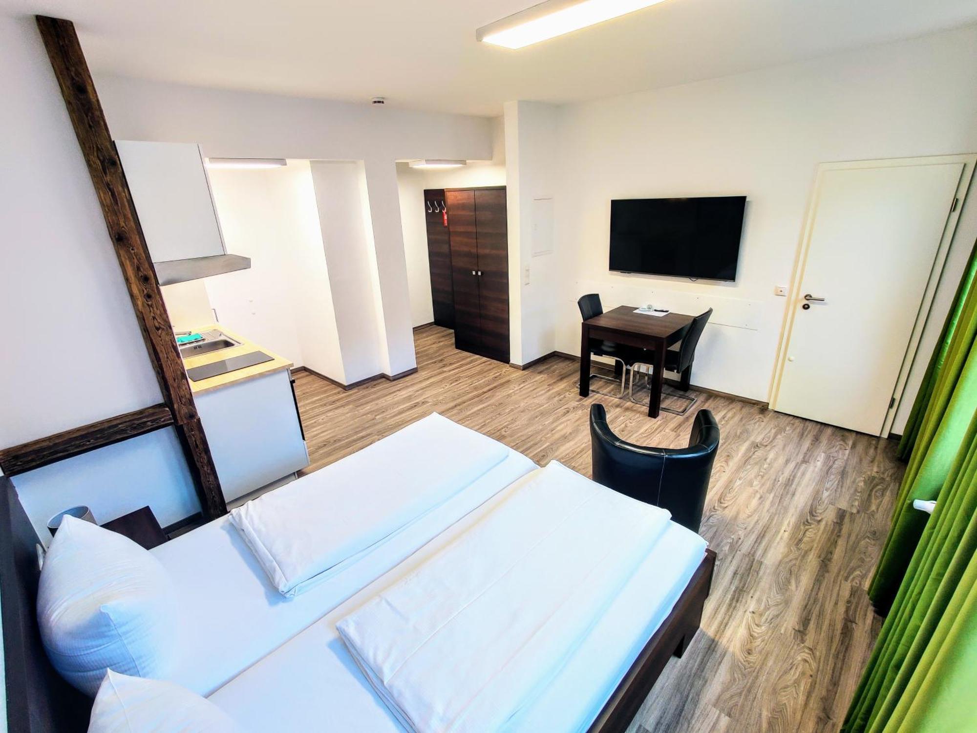 Boardinghouse - Stadtvilla Budget Швайнфурт Екстериор снимка