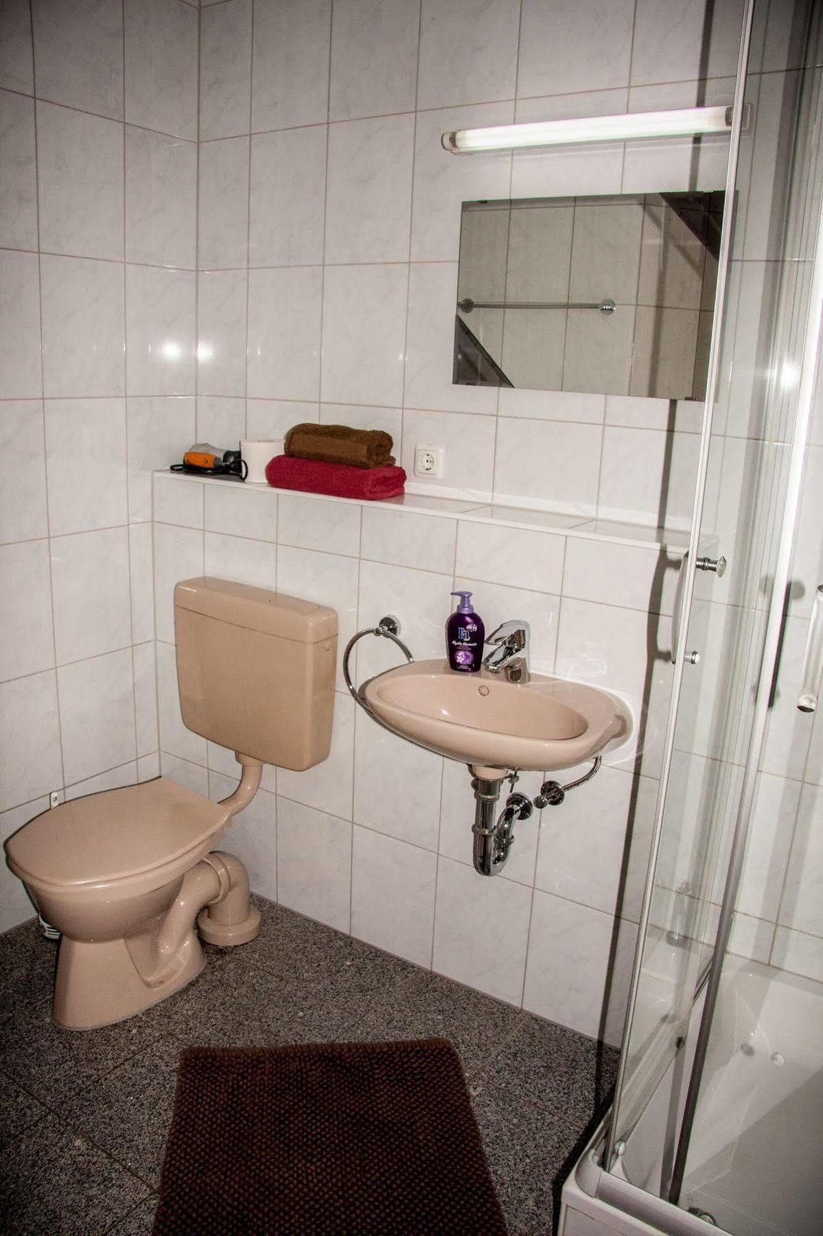 Boardinghouse - Stadtvilla Budget Швайнфурт Екстериор снимка