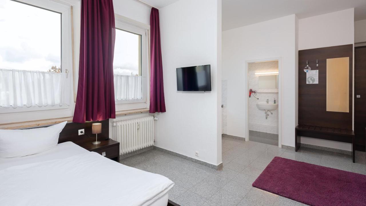 Boardinghouse - Stadtvilla Budget Швайнфурт Екстериор снимка