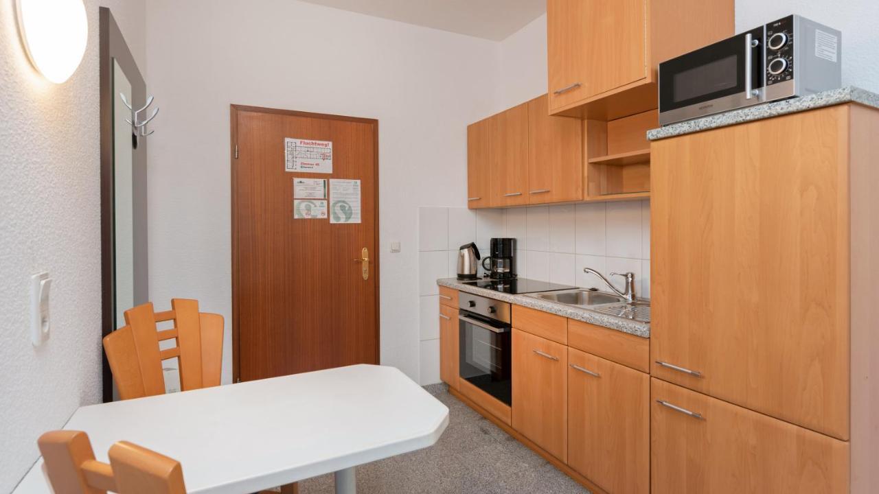 Boardinghouse - Stadtvilla Budget Швайнфурт Екстериор снимка