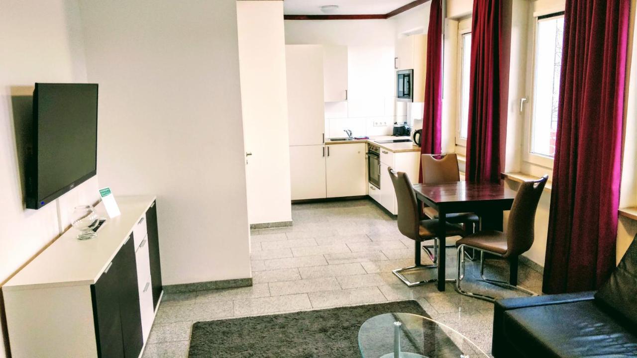 Boardinghouse - Stadtvilla Budget Швайнфурт Екстериор снимка